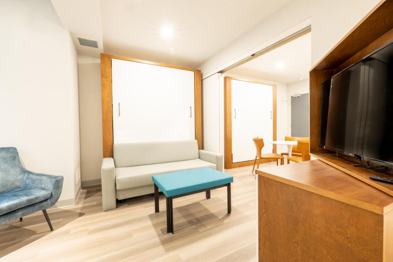 Hotel Manoir Vieux-Quebec Εξωτερικό φωτογραφία