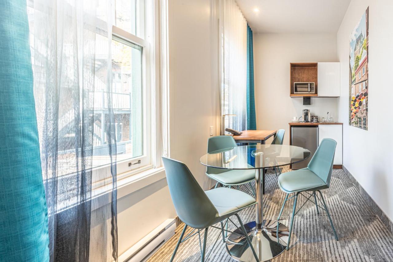 Hotel Manoir Vieux-Quebec Εξωτερικό φωτογραφία