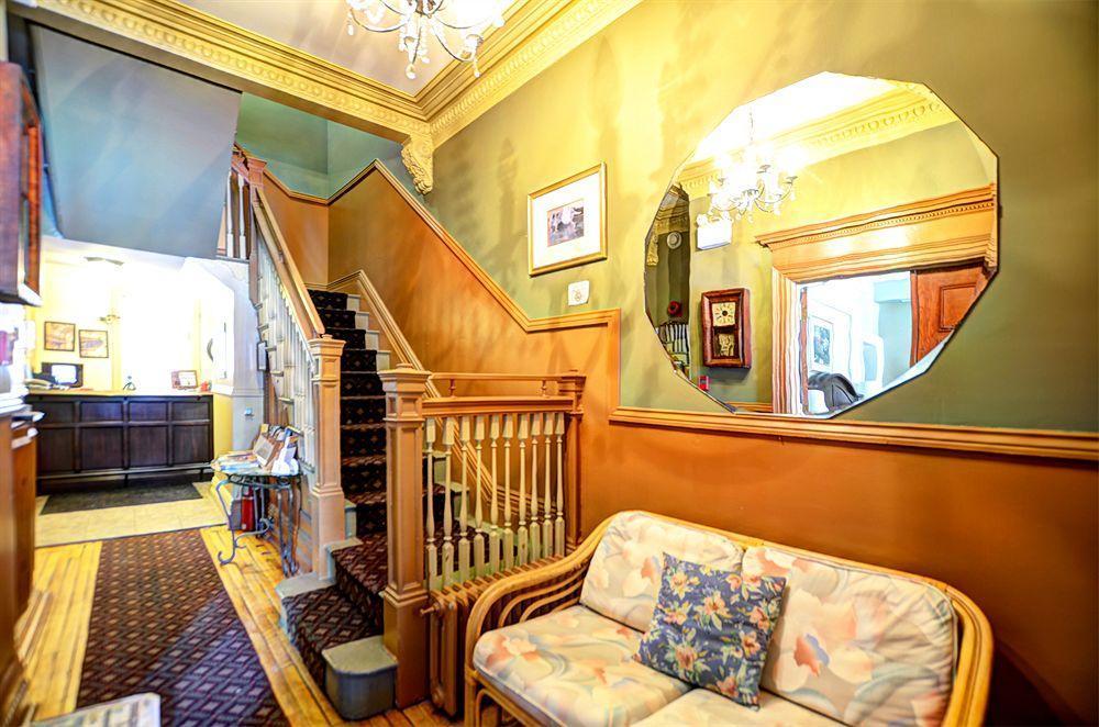 Hotel Manoir Vieux-Quebec Εξωτερικό φωτογραφία