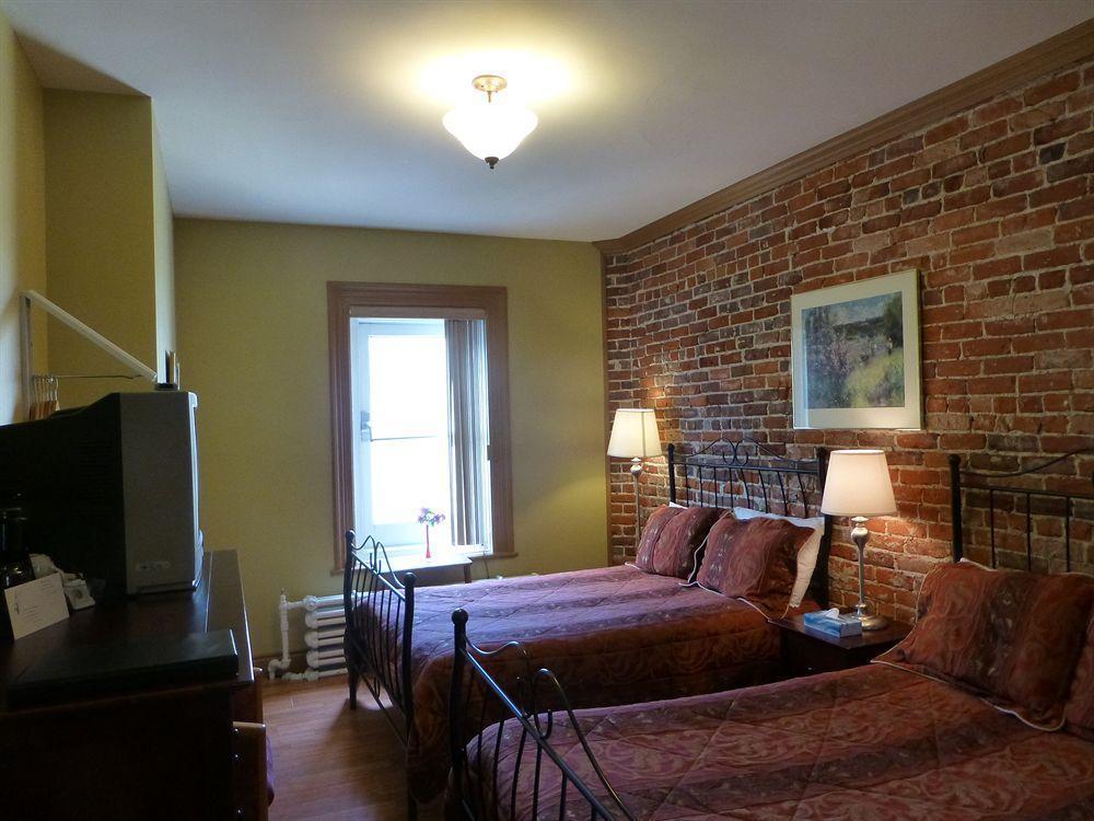 Hotel Manoir Vieux-Quebec Εξωτερικό φωτογραφία